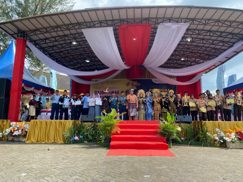 Danlanal Bintan Bersama Forkopimda Bintan Hadiri Upacara Hari Sumpah Pemuda Tahun 2025 di Relief Antam Kijang