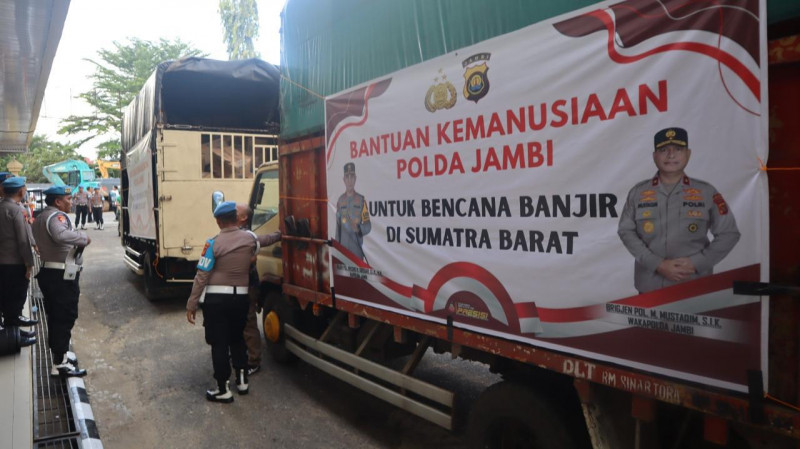 Polda Jambi dan Bhayangkari Daerah Jambi Berangkatkan Bantuan Kemanusiaan untuk Korban Bencana Sumbar