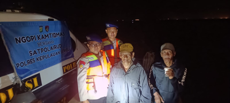 Ngopi Kamtibmas di Laut, Satpolairud Polres Kepulauan Seribu Serap Aspirasi Nelayan dan Sosialisasikan Layanan 110