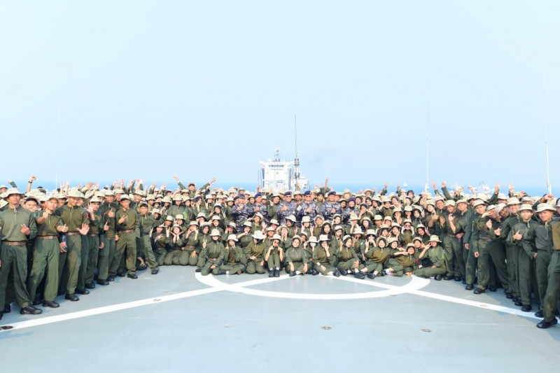 Kolinlamil Gelar Persami dan KKRI Tahap Dua Bersama Seribu Siswa SMK Jakarta