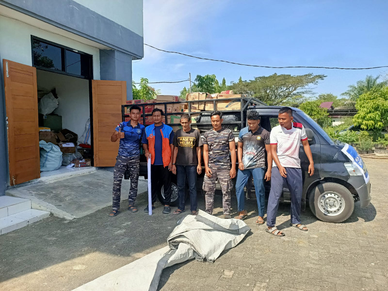 Pos TNI AL Meulaboh Salurkan Bantuan Kemanusiaan Bagi Korban Banjir di Kabupaten Tamiang