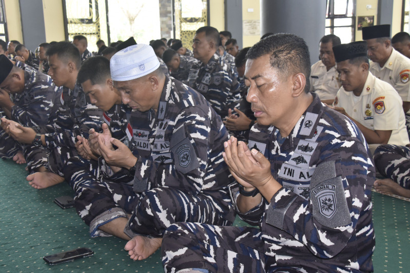 Doa Bersama Kodaeral X, Perkokoh Iman, Perkuat Persatuan Sambit HUT Ke 80 TNI