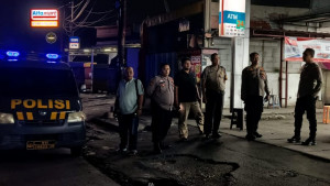 Polsek Bekasi Selatan Gelar Patroli Skala Besar, Jaga Stabilitas Kamtibmas