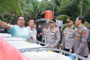 Polda Lampung Berhasil Bongkar Sindikat Penimbunan BBM Ilegal di Pesawaran, Potensi Kerugian Negara Capai Ratusan Miliar