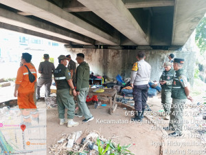 Polisi Bersama Tiga Pilar Gelar Operasi Pekat P3S di Penjaringan, Sisir Disejumlah Titik Rawan dan Amankan 8 PPKS