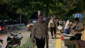 Polisi Polsek Koja Patroli Wilayah Antisipasi Tawuran dan Kejahatan Jalanan