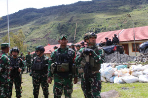 Danrem 173/Praja Vira Braja Tinjau Kesiapan Wilayah Teritorial di Makodim 1714/PJ
