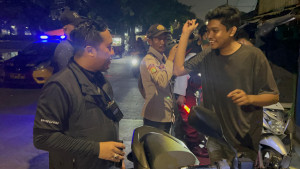 Jaga Jakarta dan Jaga Lingkungan, Polsek Koja Gelar Patroli Skala Besar Bersama Tiga Pilar