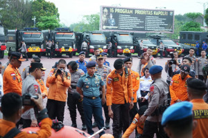 Asops Kodaeral l Hadiri Apel Kesiapsiagaan Bencana Alam