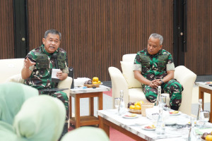Jelang HUT ke-80 Persit KCK, Kasad Terima Ketum Persit dan Para Kader Berprestasi