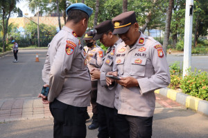 Gaktiplin Usai Apel Pagi, Polres Kepulauan Seribu Cek HP Anggota Pastikan Bebas Judi Online