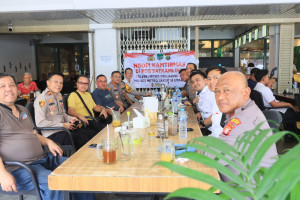 Kapolres Metro Jakarta Utara Tinjau Polsek Penjaringan, Tekankan Peningkatan Publik