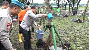 Kapolda dan Pangdam Jaya Optimis Wujudkan Jakarta Bersih dan Asri