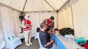 Antisipasi Dampak Abu Vulkanik Anak Krakatau, TNI-Polri Gelar Layanan Kesehatan Gratis