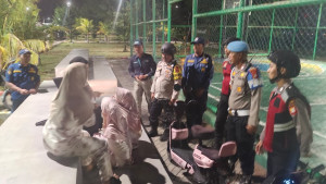 Polsek Kepulauan Seribu Utara Gelar Patroli Malam Aman Nusa l 2025, Ajak Warga Dukung Program Jaga Jakarta+