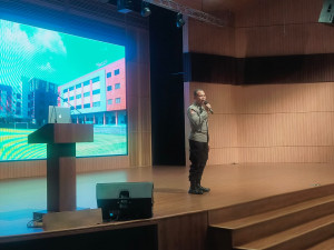 Polsek Kelapa Gading Gelar Program Police Goes to School di Beacon Academy