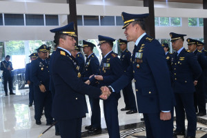 Komandan Lanud Sultan Hasanuddin Terima Laporan Kenaikan Pangkat 104 Perwira
