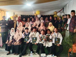 Tak Perlu Gengsi Sekolah Paket, PKBM Aisyah Buktikan Lulusannya Mampu Bersaing