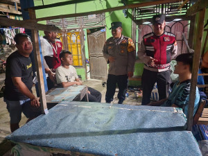 Patroli Malam Ramadhan 1447 H, Polsek Kepulauan Seribu Utara Sosialisasikan Layanan 110 dan Barcode Laporan Masyarakat