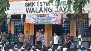 Polsek Koja Gelar Program Police Go To School di SMK Walang Jaya, Antisipasi Aksi Demo dan Tawuran Menjelang Hari Korupsi dan Ham
