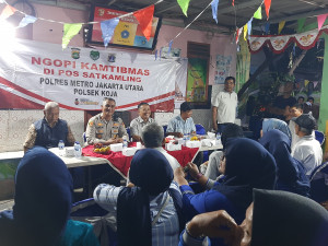 Kapolsek Koja Gelar Ngopi Kamtibmas Bersama Warga RW 01 Tugu Utara Dorong Partisipasi Jaga Keamanan Lingkungan