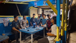 Patroli Malam Jakarta On The Spot di Pulau Tidung, Polisi Ajak Warga Aktif Jaga Kamtibmas dan Kenali Layanan 110