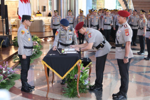 Kapolda Pimpin Sertijab 3 Pejabat Utama PMJ, Pesan Tegas: Tunjukkan Kinerja Terbaik