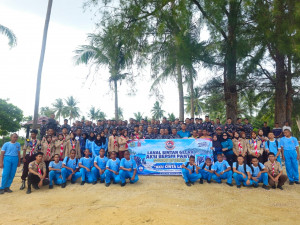 Sambut HUT Ke-81 TNI Angkatan Laut, Lanal Bintan Laksanakan Bersih Pantai