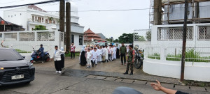 BHABINKAMTIBMAS KELURAHAN MUSTIKAJAYA LAKSANAKAN PENGAMANAN KEGIATAN TARHIB RAMADHAN 1447 H DI YAYASAN REZIS