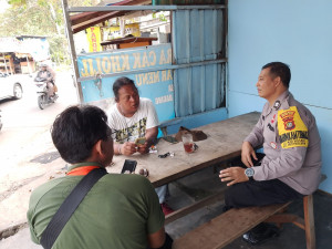 Antisipasi Gangguan Kamtibmas, Bhabinkamtibmas Polsek Bantargebang Gencarkan Patroli Dialogis di Mustikasari