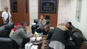 Kapolsek Metro Penjaringan Beri Kejutan HPN ke-80 untuk Jurnalis Jakarta Utara