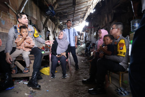 Polres Metro Jakarta Timur Lindungi Perempuan dan Anak: Fikri dan Noval Dipulangkan ke Pangkuan Ibunya