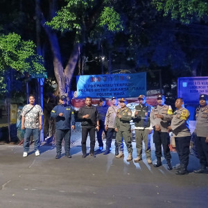 Cegah Tawuran dan Geng Motor, Polsek Koja Kerahkan 22 Personel dalam Patroli Malam di Wilayah Jakarta Utara