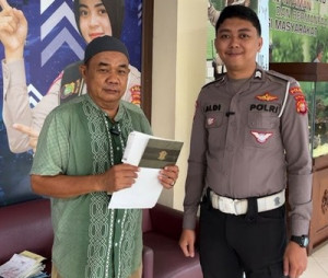 Pemohon Balik Nama Kendaraan Akui Pelayanan BPKB Ditlantas PMJ Sangat Membantu