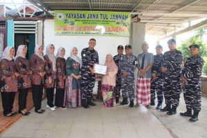 Peringati HUT Ke-40, Lanal Bengkulu Salurkan Bantuan Sembako Ke Panti Asuhan