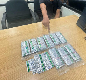 Polisi Gerebek Pengedar Tramadol di Pinang, Ratusan Pil Disita
