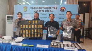 Polres Jakarta Utara Bongkar Peredaran Liquid Vape Narkotika Rp1,5 Miliar, Dua Tersangka Ditangkap