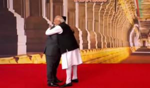 Peluk Hangat PM Modi Sambut Prabowo di KTT BRICS, Simbol Persahabatan Erat Kedua Pemimpin