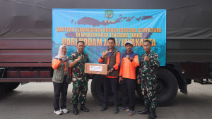 Kodam Jaya Kirim Bantuan Kemanusian Untuk Korban Gempa NTT