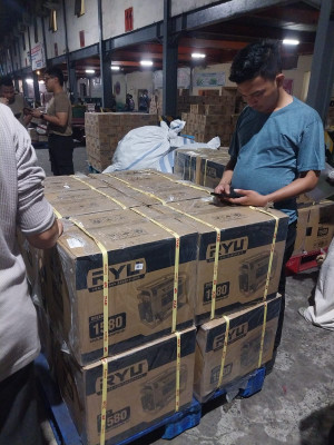 Bantuan Karhutla Polri Tiba di Kalbar, Distribusi ke Wilayah Lain Bertahap