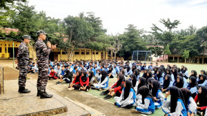 Babinpotmar Posal Seluma Lanal Bengkulu Kunjungi SMAN 7 Seluma, Laksanakan Sosialisasi dan Edukasi