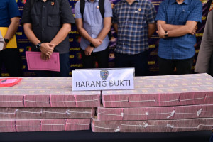 Ditreskrimsus Polda Jambi Ungkap Pembobolan Bank Jambi Rp144,82 Miliar, Tiga Tersangka Diamankan
