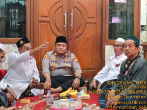 Polsek Cilincing Hadiri Peringatan Maulid Nabi Muhammad SAW di Semper Barat, Perkuat Silaturahmi dan Kamtibmas