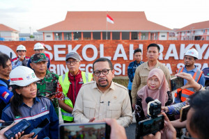 Kunjungi Sekolah Rakyat Terintegrasi Surabaya, Qodari: Fasilitasnya Setara Sekolah Swasta Terbaik