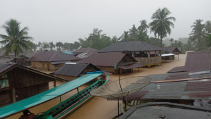 Polri Kerahkan Personel Membantu Warga Terdampak Bencana di Sumatera Utara