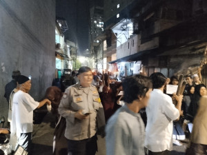 Semarak Tahun Baru Islam 1448 H, 500 Warga Pejagalan Meriahkan Pawai Obor Keliling Kampung