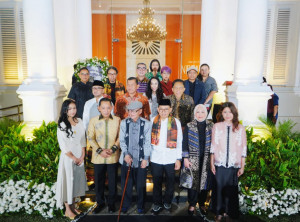 Kapolri Hadiri Pembukaan Pameran Nasirun “Bersimpuh di Kaki Para Guru” di Galeri Nasional Indonesia