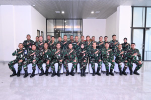 Komandan Lanud Sultan Hasanuddin Pimpin Laporan Korps Kenaikan Pangkat 21 Perwira