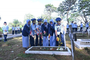 Danlanud Sultan Hasanuddin Hadiri Ziarah HUT Ke-80 TNI AU di TMP Panaikang