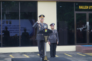 Wakapolres Metro Jakarta Utara Pimpin Penganugerahan Satyalancana Pengabdian